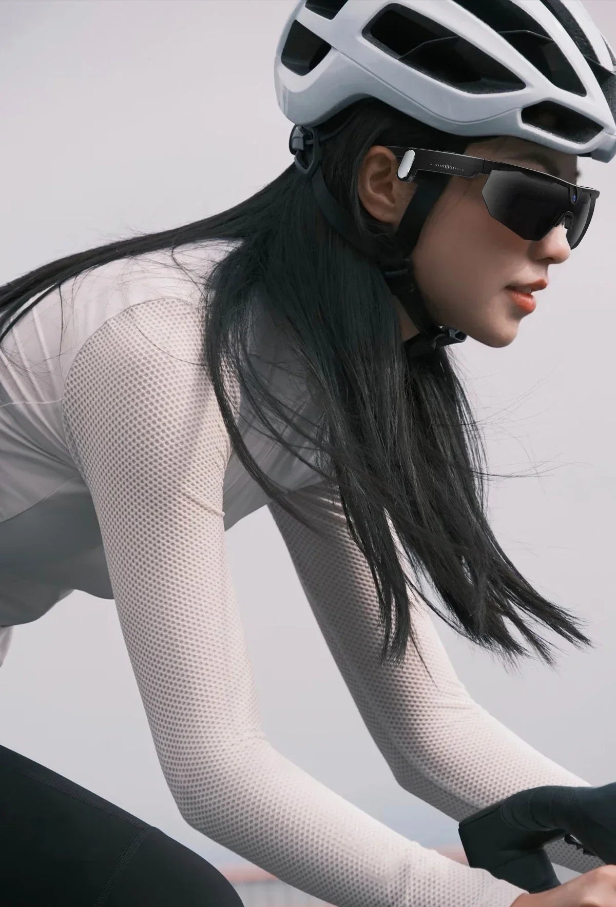 yaocx W640 AI Smart Sports Glasses – 32MP Camera, IP66, Bluetooth 5.3 & Real-Time Translation Secondary image