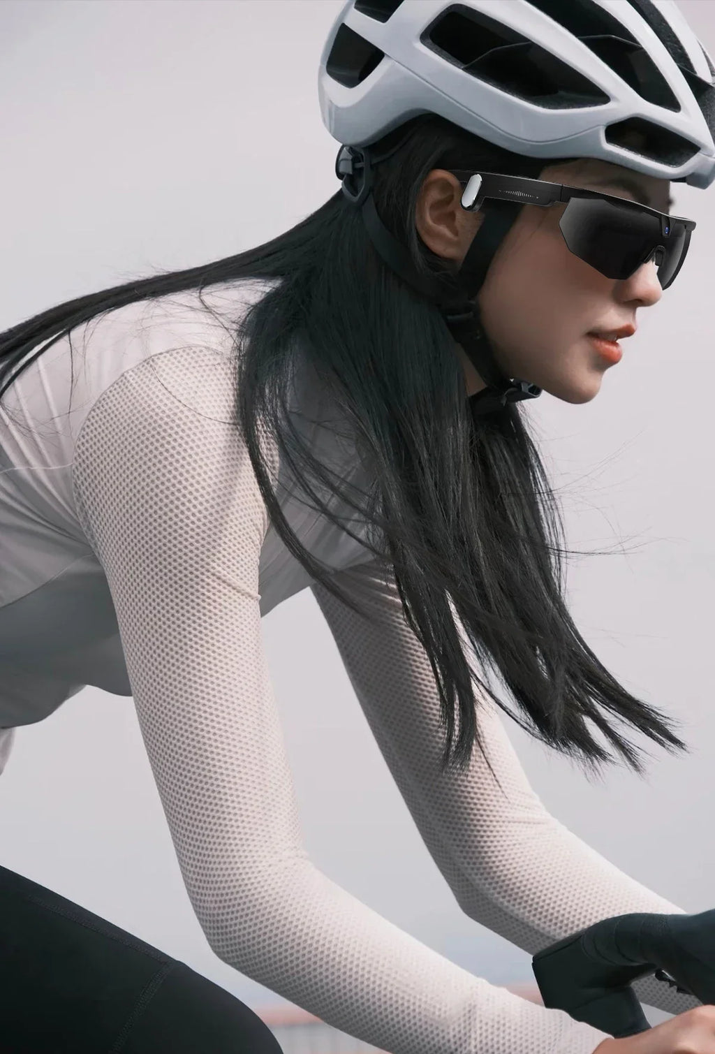 yaocx W640 AI Smart Sports Glasses – 32MP Camera, IP66, Bluetooth 5.3 & Real-Time Translation