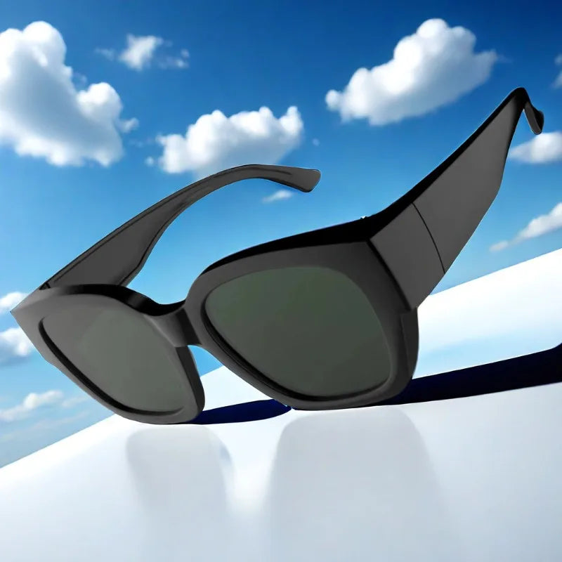 TILIKEU Photochromic Sports Sunglasses – Polarized UV400, TR90